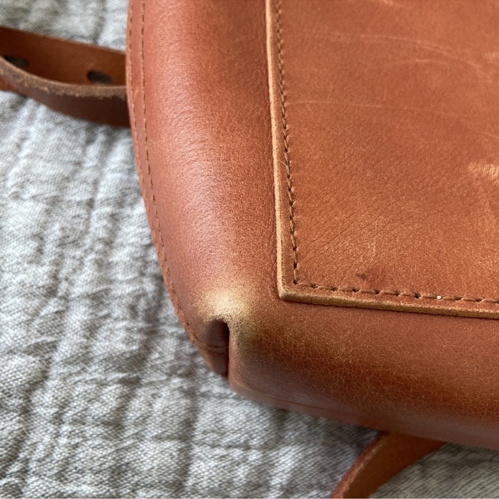 Madewell The Small Transport Leather Crossbody Bag - Picture 6 of 9